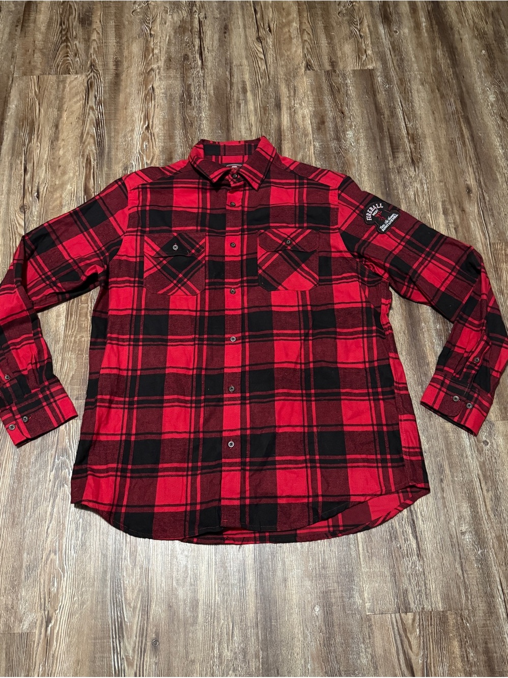 Angry Minnow Fireball Whiskey Flannel Men's XL Plaid Button Up Fall in Red